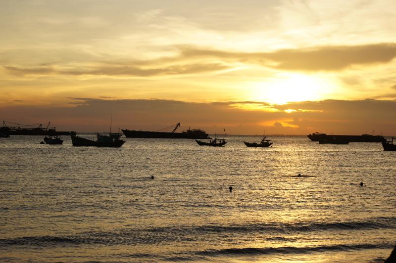 bến tàu Vũng Tàu đẹp lúc hoàng hôn