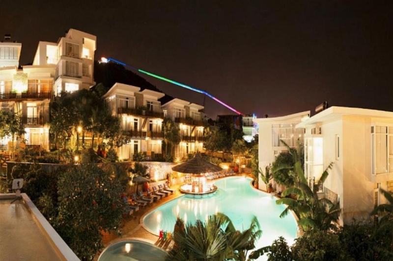 Dic Lotus Vũng Tàu nhìn từ biển xanh với kiến trúc độc đáo