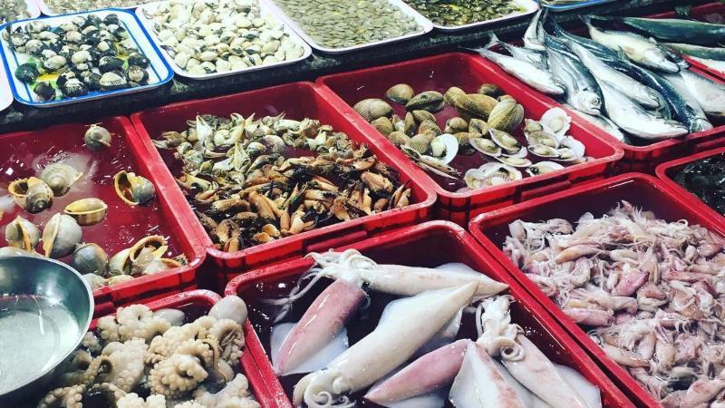 Hải sản tươi sống tại chợ Vũng Tàu