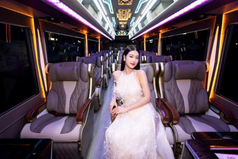 Limousine Vũng Tàu nội thất sang trọng và tiện nghi cao cấp
