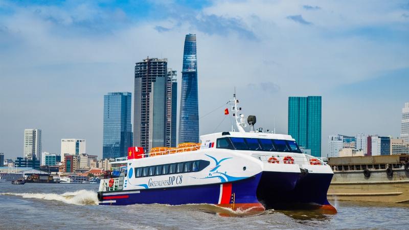 tàu cánh ngầm Vũng Tàu di chuyển nhanh chóng trên biển