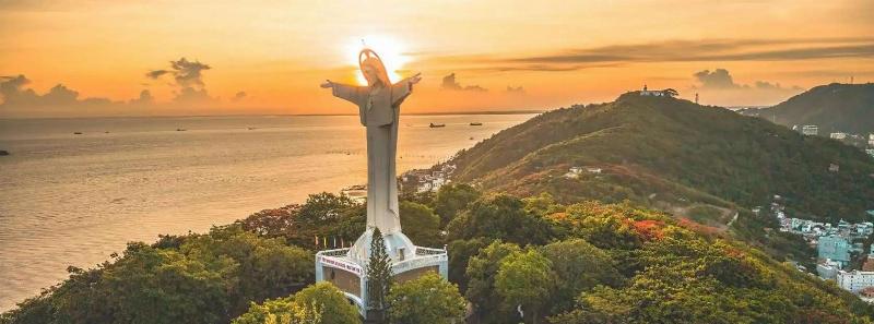 Tượng Chúa Kitô Vua, biểu tượng của Vũng Tàu