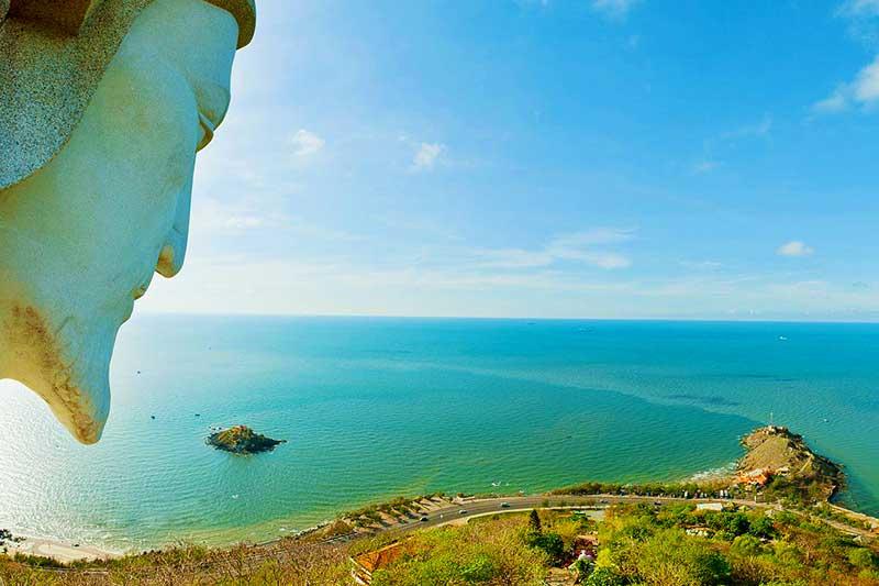 Vũng Tàu nhìn từ biển