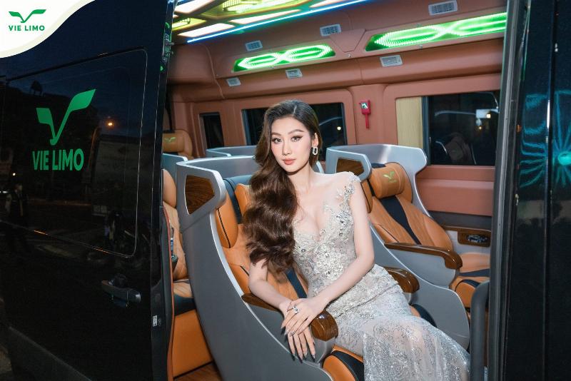 Nội thất xe limousine Tân Sơn Nhất Vũng Tàu sang trọng, tiện nghi